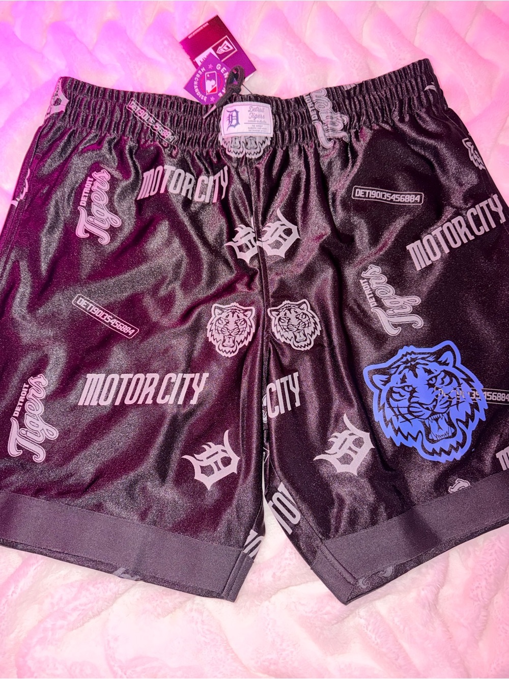 New Era x Detroit Tigers Shorts
